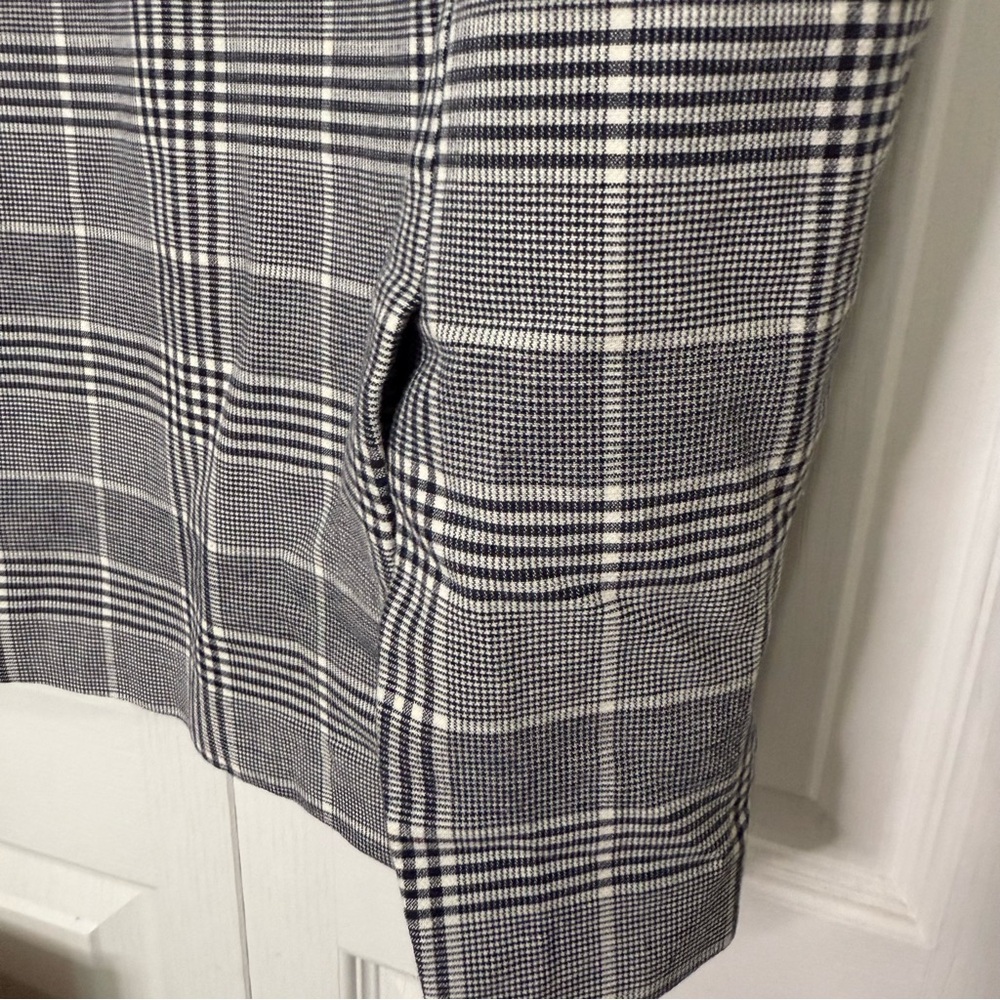 Banana Republic Elegant Gray Plaid Dress (B5) - Picture 5 of 7